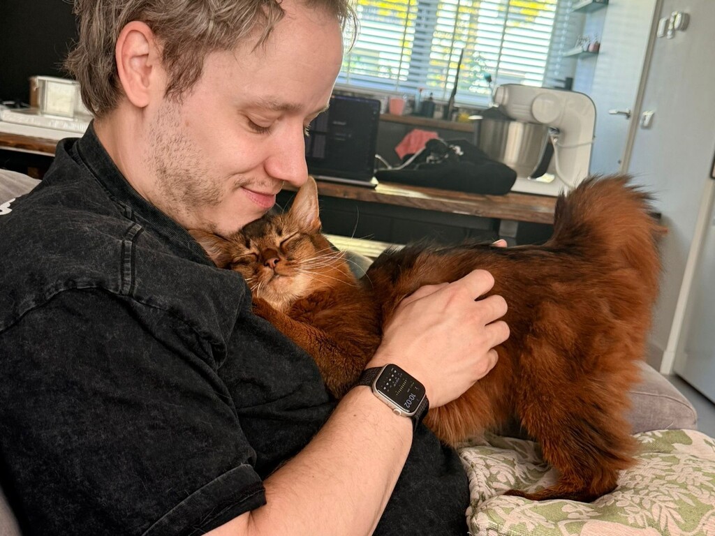 26-05-02 Knuffelsessie met Taki - kopie.jpeg